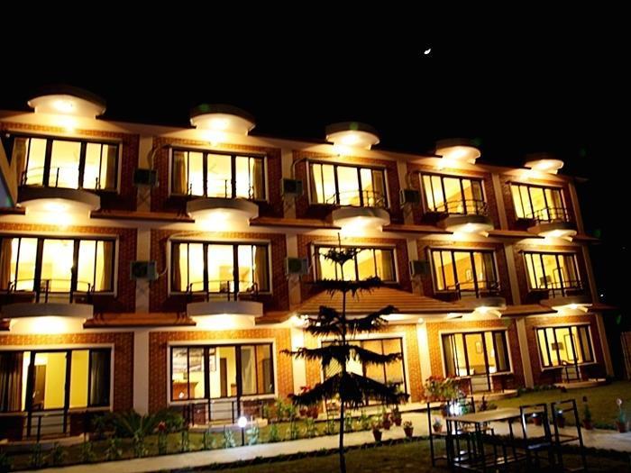 Hotel Dandelion Pokhara Exterior photo