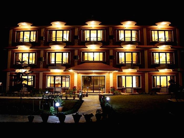 Hotel Dandelion Pokhara Exterior photo