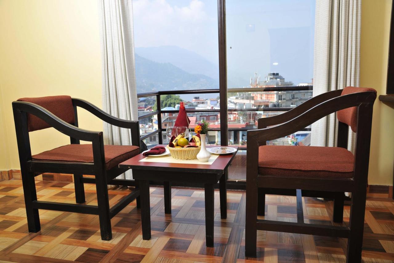 Hotel Dandelion Pokhara Exterior photo